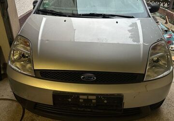 Ford Fiesta 56.000 km 2.500 &euro; Hemer 58675