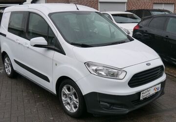 Ford Tourneo Courier 106.570 km 8.200 &euro; Selm 59379