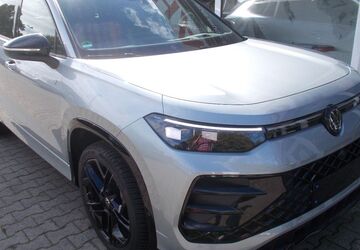 VW Tayron 14.050 km 53.900 &euro; Unna 59425