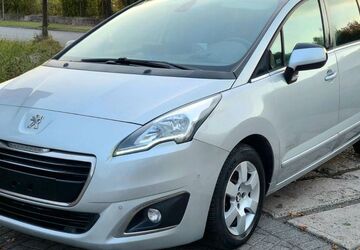 Peugeot 5008 265.000 km 4.200 &euro; Ahlen 59229