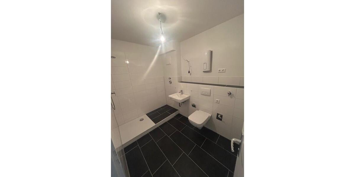 Dachgeschoßwohnung Dortmund Huckarde - 3 Zimmer, 66 m&sup2;, 485&euro; | Angebot:23144137