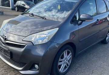 Toyota Verso-S 153.000 km 4.990 &euro; Castrop-Rauxel 44579